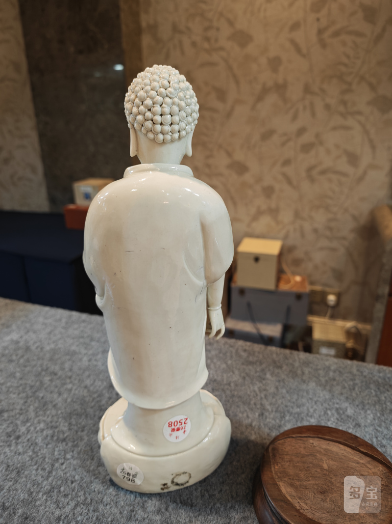 明 德化窑释迦牟尼立像 - 图10